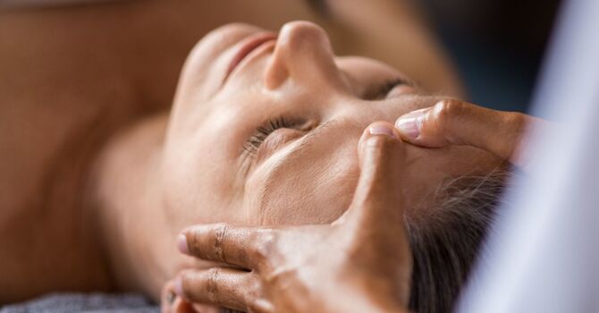 The Benefits of Headache Massage for Chronic Head Pain Relief