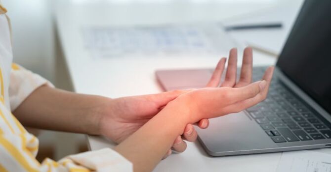 How Chiropractic Care Can Help You Recover From Carpal Tunnel Syndrome